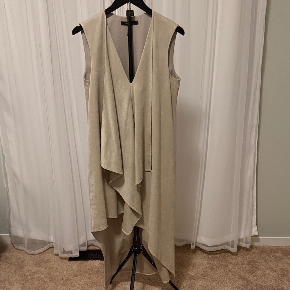 BCBGMaxAzria Cream Asymmetrical Dress